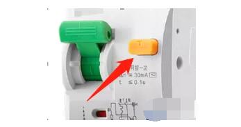 家里电表下有个救命按钮 隔段时间按按 关键时刻能救命